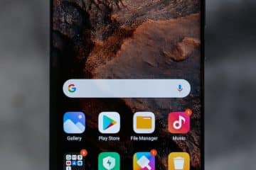 iphone screen showing icons on screen